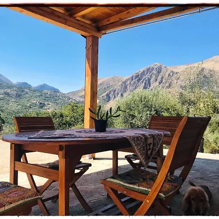 Casa Diele Nyaraló Castelbuono